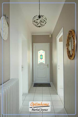 Je vous propose à la vente cette superbe demeure familiale à Pontorson.