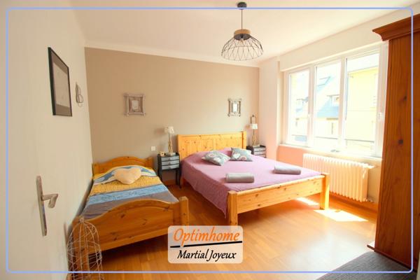 Je vous propose à la vente cette superbe demeure familiale à Pontorson.