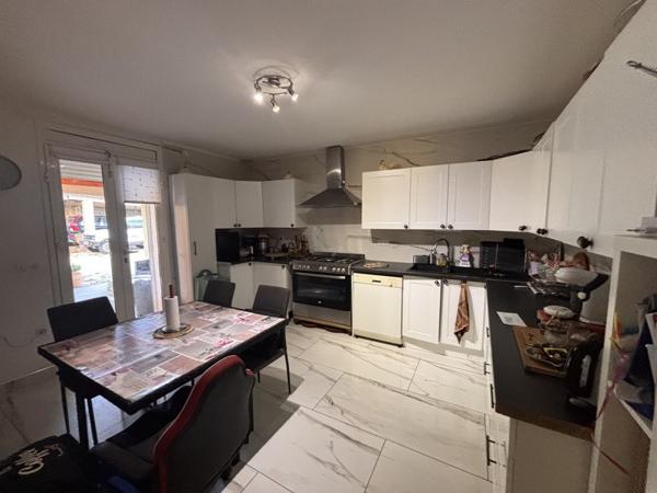 Maison à vendre 191 000 € Fumel 7 p 139 m² DPE B