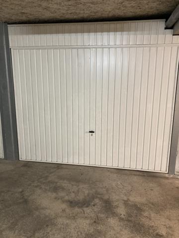 Chateau gombert (13013) VENTE GARAGE BOX FERME MARSEILLE 13