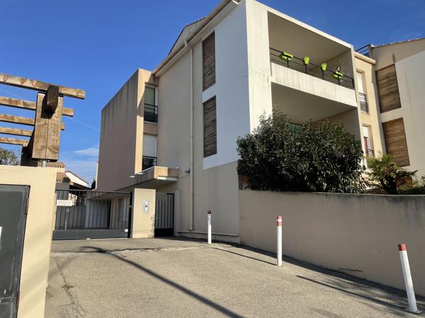 Chateau gombert (13013) VENTE GARAGE BOX FERME MARSEILLE 13