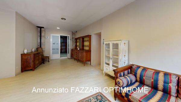 DUN-SUR-MEUSE – MAISON ATYPIQUE 388 M² – 5 CHAMBRES – DPE B – PROCHE BELGIQUE & LUXEMBOURG