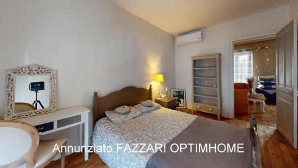 DUN-SUR-MEUSE – MAISON ATYPIQUE 388 M² – 5 CHAMBRES – DPE B – PROCHE BELGIQUE & LUXEMBOURG
