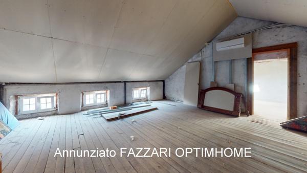 DUN-SUR-MEUSE – MAISON ATYPIQUE 388 M² – 5 CHAMBRES – DPE B – PROCHE BELGIQUE & LUXEMBOURG