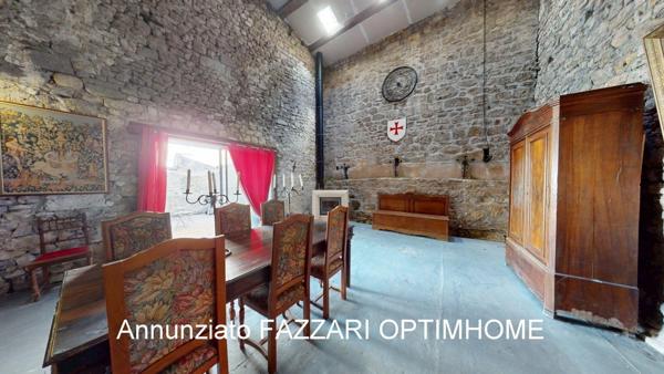 DUN-SUR-MEUSE – MAISON ATYPIQUE 388 M² – 5 CHAMBRES – DPE B – PROCHE BELGIQUE & LUXEMBOURG