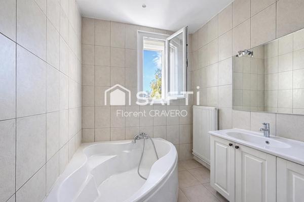 Triplex lumineux 3 pièces proche Rigollots et parc des Beaumont