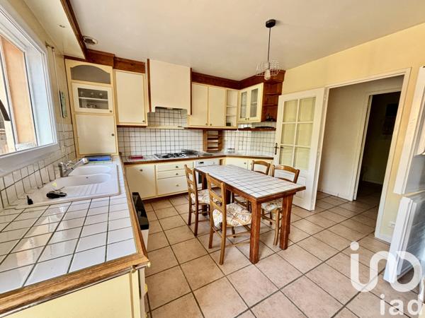 Maison à vendre 6 pièces 127 m² Saint-Julien-du-Serre