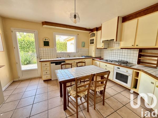 Maison à vendre 6 pièces 127 m² Saint-Julien-du-Serre