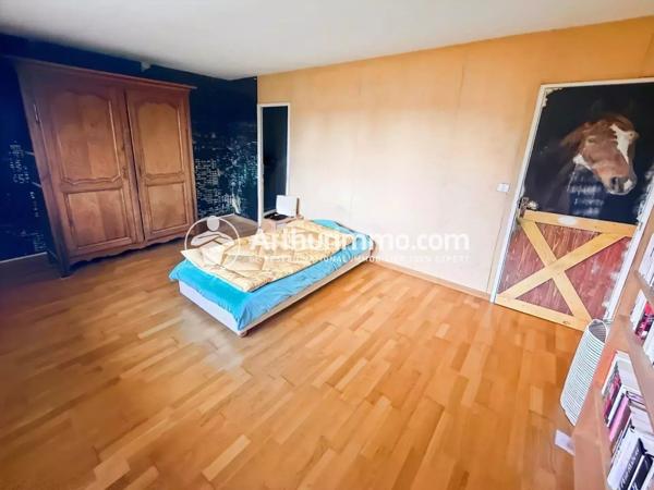 Vente Maison 8 pièces 189 m2 à Saint-Germain-Lès-Corbeil