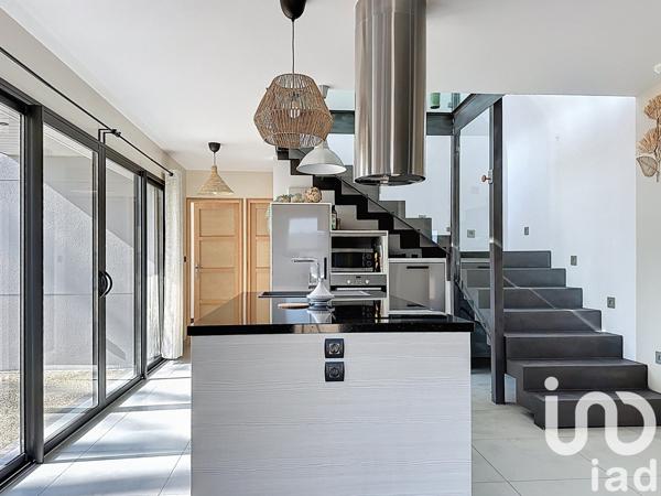 Maison traditionnelle 5 pièces de 104 m² à Quiberon (56170)