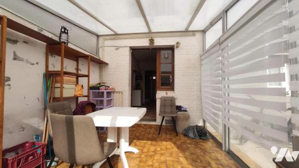 Maison de village semi mitoyenne