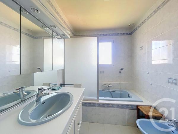 Maison à vendre  5 pièces - 115,45 m 2   ST HILAIRE DE RIEZ  - 85