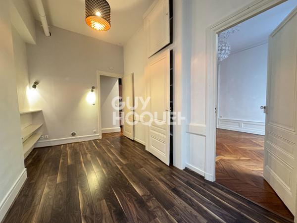 Appartement T3 - Lyon 6 - 71.81 m2 - cave - ascenseur -