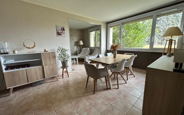 Appartement à vendre    5 pièces • 93 m2 Saint-Gratien