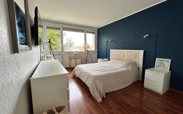 Appartement à vendre    5 pièces • 93 m2 Saint-Gratien