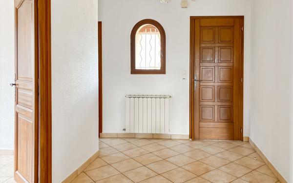 Maison à vendre    4 pièces •  Les Mées