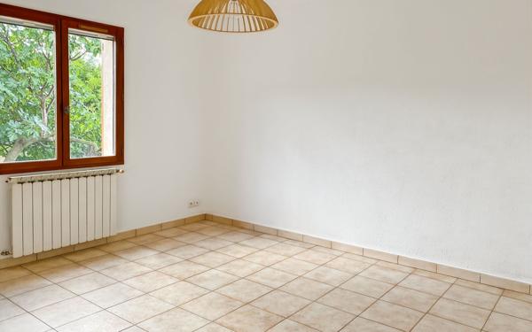 Maison à vendre    4 pièces •  Les Mées