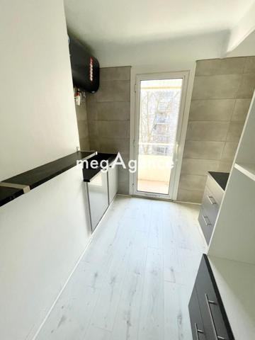 Appartement à TOULON, 83000 - 3 pièces 53m²