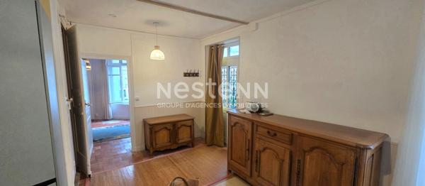 Maison ancienne rénovée avec cour