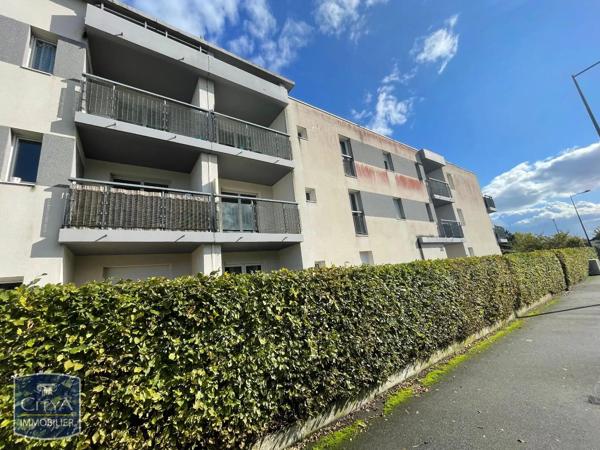 Appartement à louer 2 pièces 48.62m² Allonnes (72700)
