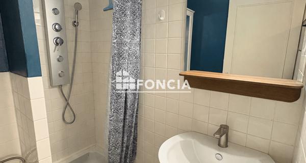 À vendre Studio 27.84 m² - Poitiers 86000