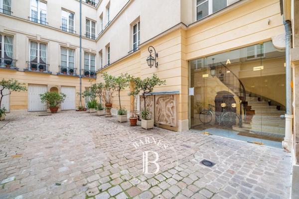 Paris 6ème, Appartement 2 Chambres -  101 m² à vendre