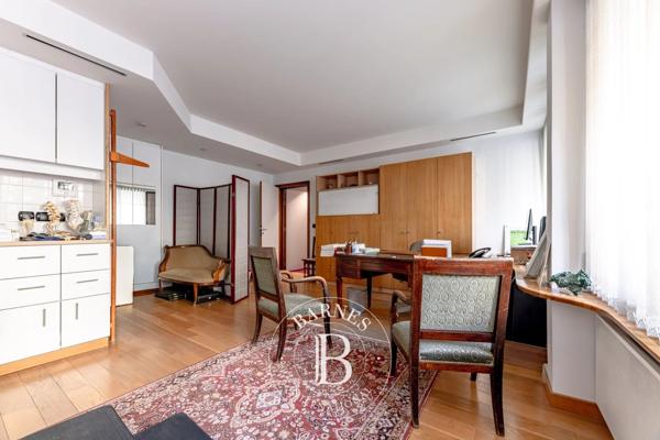 Paris 8ème, Bureau  99 m² à vendre