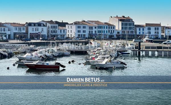 Terrain à vendre de 2 900,00 m² L'ILE D'YEU (85), zone UB