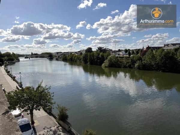 Vente                                                      Appartement
                        
                     3 pièces                      68 m2                     à Compiègne
