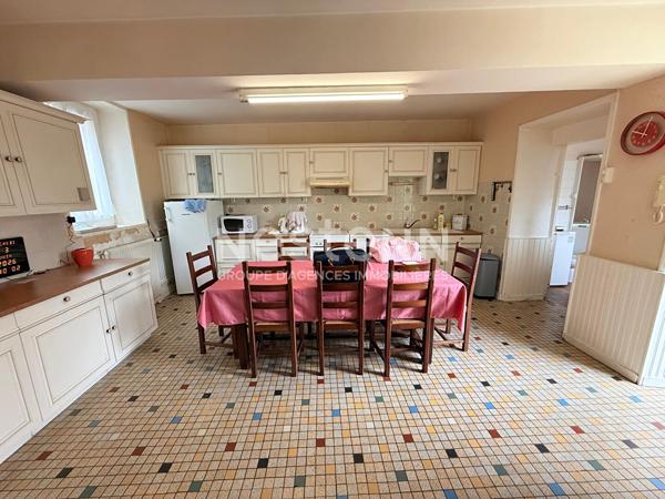 A vendre - Maison 172m² à Doué la Fontaine - D6111