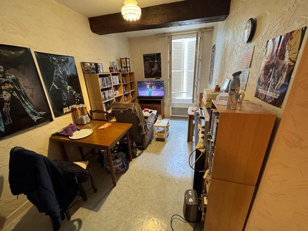 17100 Saintes Immeuble de rapport