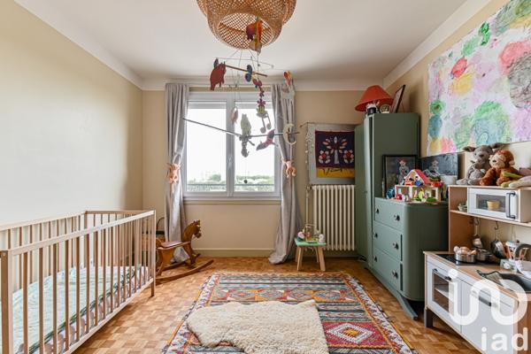 Appartement 4 pièces de 92 m² à Saint-Denis (93200)