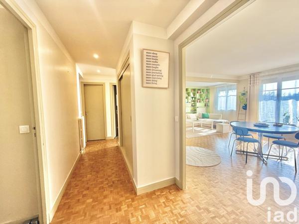 Appartement 4 pièces de 92 m² à Saint-Denis (93200)