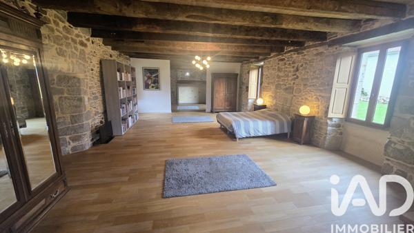 Maison à vendre 4 pièces 195 m² Aynac