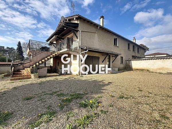 Maison 4 Chambres + Terrasse, garage et cave 71570 LA CHAPELLE DE GUINCHAY