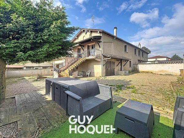 Maison 4 Chambres + Terrasse, garage et cave 71570 LA CHAPELLE DE GUINCHAY