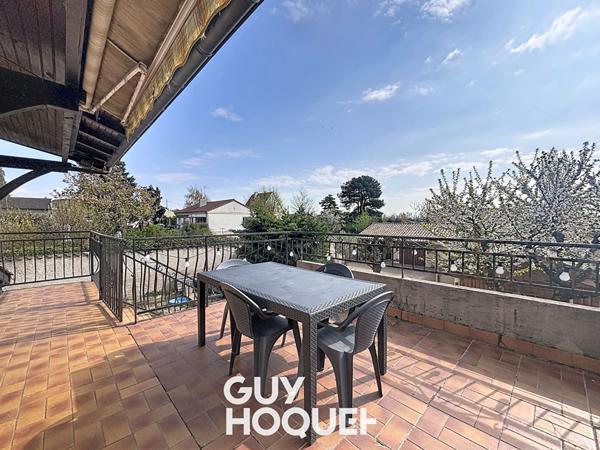 Maison 4 Chambres + Terrasse, garage et cave 71570 LA CHAPELLE DE GUINCHAY