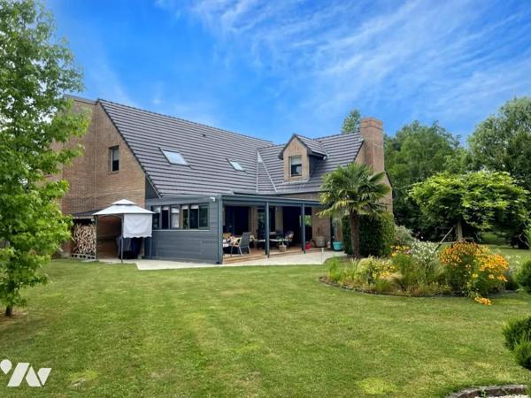 MAISON INDIVIDUELLE AVEC LOGEMENTS POUR CURISTES