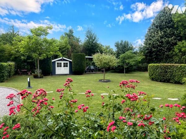 MAISON INDIVIDUELLE AVEC LOGEMENTS POUR CURISTES