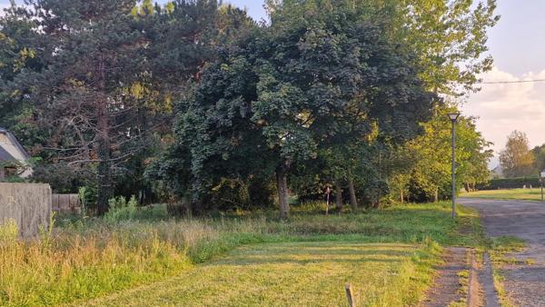 Dpt Hautes Pyrénées (65), à vendre AZEREIX terrain