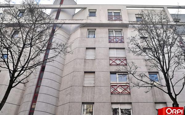 Appartement à louer    2 pièces •  Lyon 7