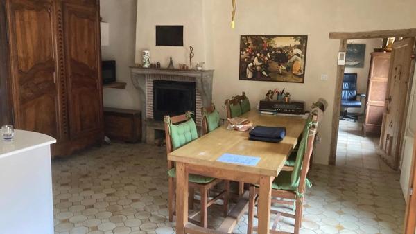 # Maison – 260m² – Mont-Saint-Vincent