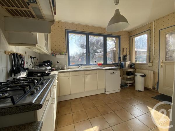 Maison à vendre  6 pièces - 263,19 m2 EZY SUR EURE - 27
