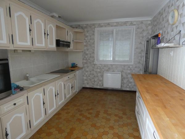 Maison à vendre 4 pièces FALAISE (14) de 75 m² habitables sur 966 m² de terrain