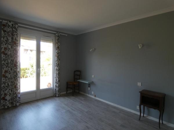 Maison à vendre 4 pièces FALAISE (14) de 75 m² habitables sur 966 m² de terrain