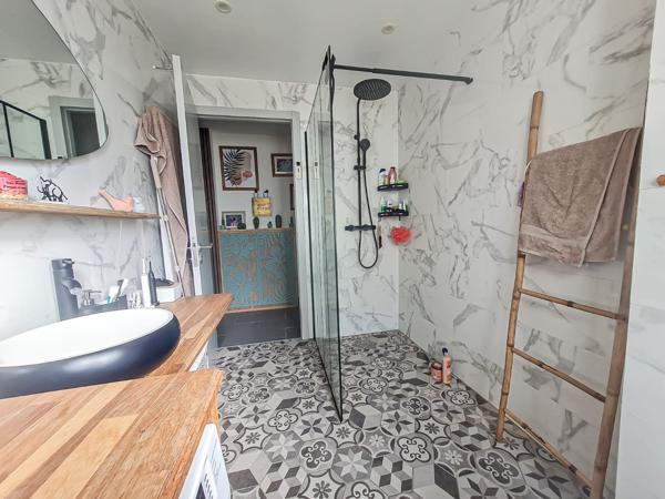 Habère-Lullin (74420) APPARTEMENT 4 PIECES 96M² AVEC GRANDE TERRASSE + GARAGE + PLACES DE PARKING DOUBLE + CAVE 74420 HABERE-LULLIN