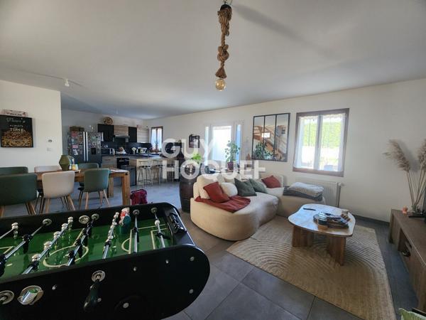 APPARTEMENT À LOUER DE 5 PIÈCES DE 95,67 M²