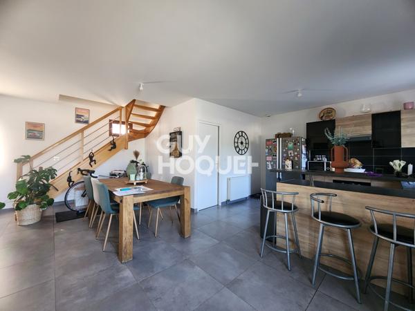 APPARTEMENT À LOUER DE 5 PIÈCES DE 95,67 M²