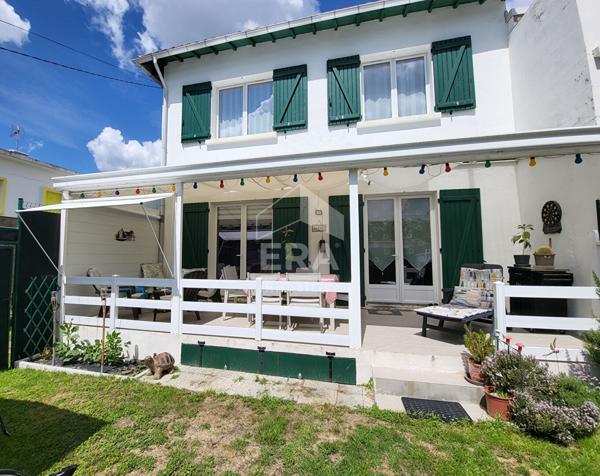 EMPLACEMENT IDEAL - ENTRE PONTAILLAC ET ROYAN - 3 CHAMBRES