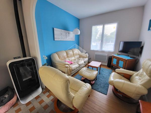 EMPLACEMENT IDEAL - ENTRE PONTAILLAC ET ROYAN - 3 CHAMBRES
